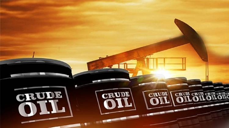 Giá dầu giảm do sản xuất tăng hơn tiêu dùng
